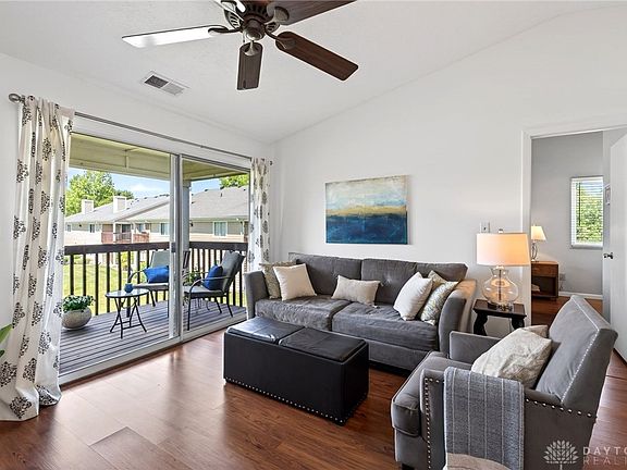 3rd image of 148 Mallard Glen Dr APT 8
