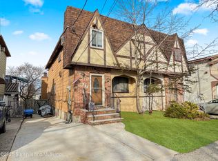 334 Kell Ave, Staten Island, NY 10314