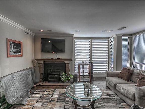 2nd image of 997 Pennsylvania Ave #997