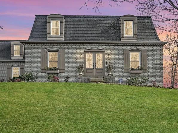 901 Beechwood Dr, Kingsport, TN 37663