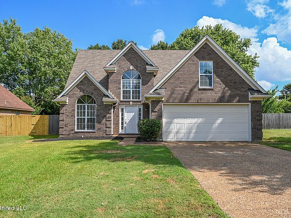 2nd image of 2166 Greencliff Dr