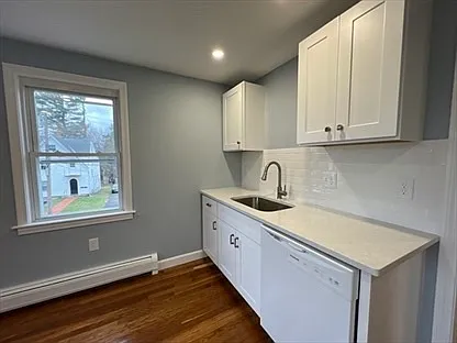 29 Newton Pl #2 — Photo 4