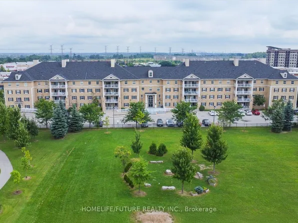 7428 Markham Rd #116, Markham, ON L3S 4V6