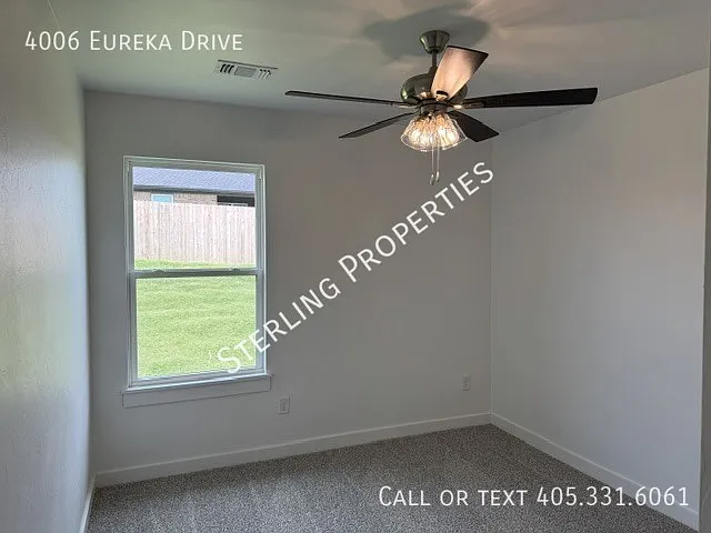 4006 Eureka Dr — Photo 20