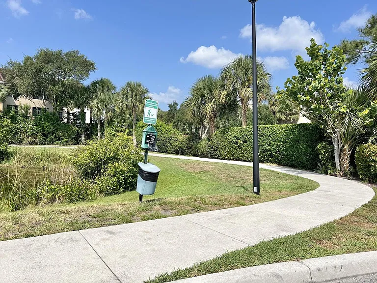 840 Marina Del Ray Ln #2 — Photo 31