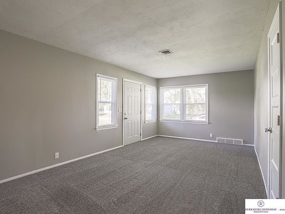 5th image of 4603/4605 S 61st Ave