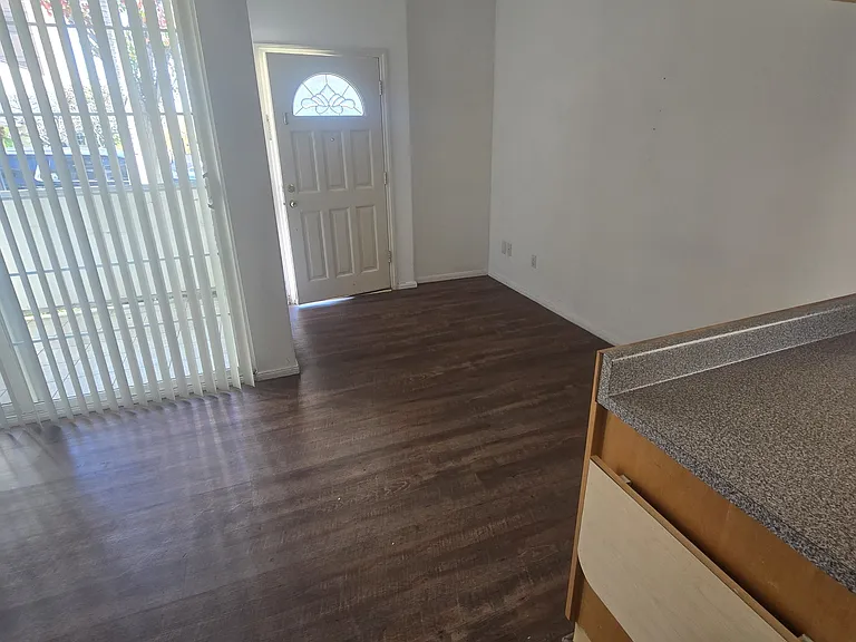335 E Providencia Ave #101 — Photo 4