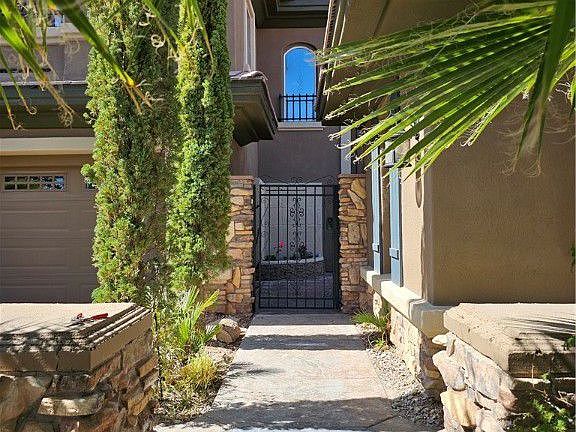 3rd image of 11388 Vernazza Ct