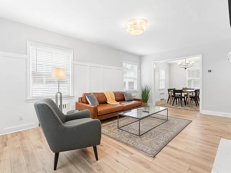 910 Baldwin Ave — Photo 14