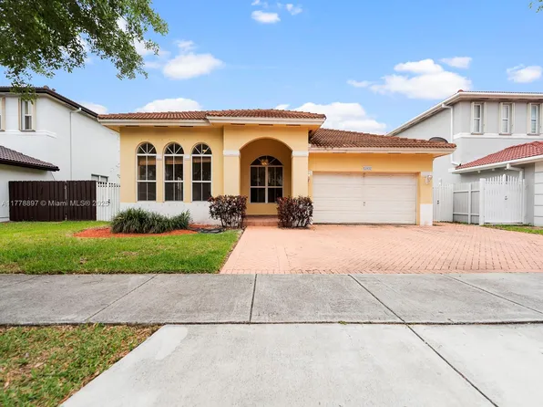 15932 SW 63rd Ter, Miami, FL 33193