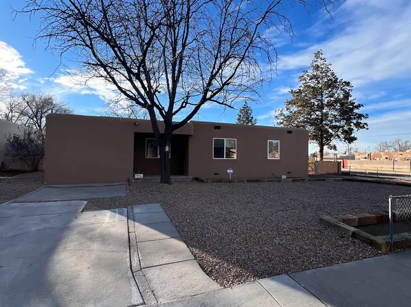1209 Richmond Dr NE, Albuquerque, NM 87106