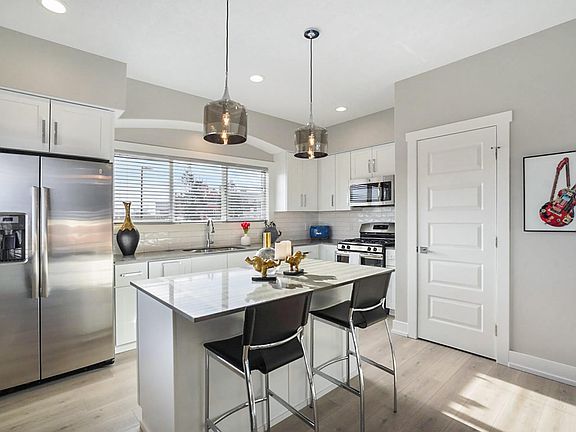 5th image of 247 W Western Ave #12