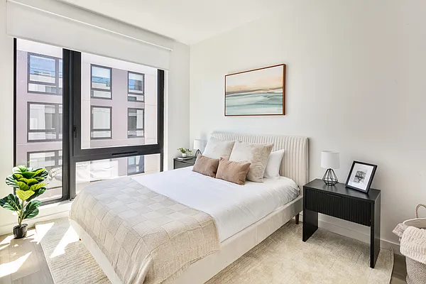 Bedroom, photo 1