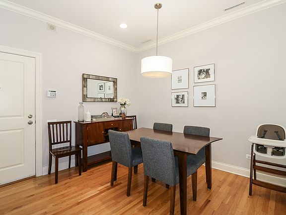 4th image of 2644 N Ashland Ave APT 4