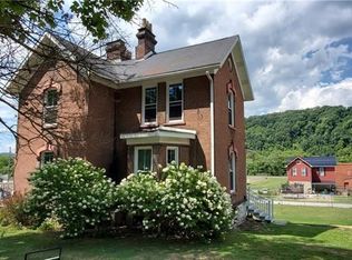 806 2nd St, Brownsville, PA