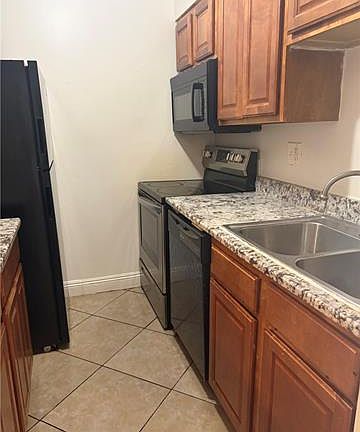 3rd image of 636 Vouray Dr APT C