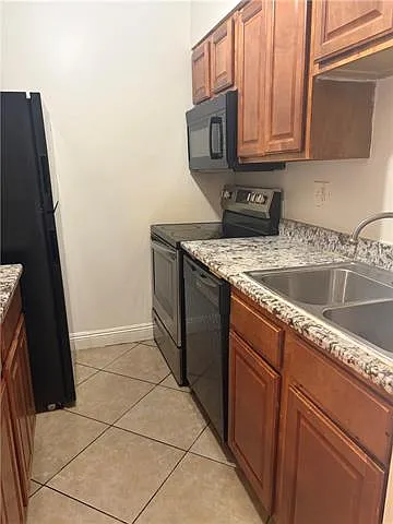 636 Vouray Dr #C — Photo 3