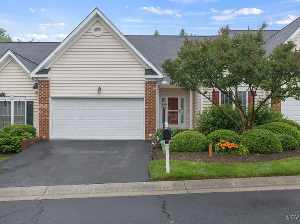 126 Carriage Point Ln, Glen Allen, VA 23059