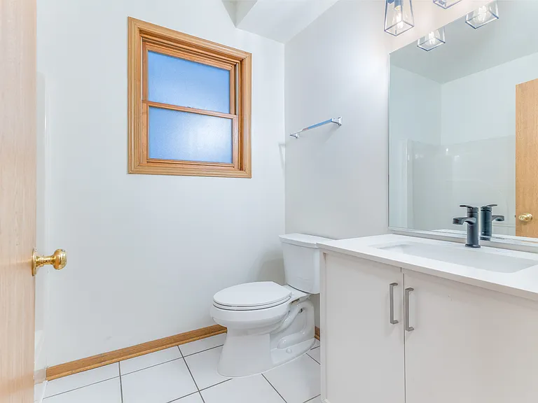 333 S Leavitt St #2 — Photo 12
