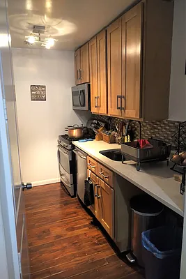 Rented by Douglas Elliman | media 14