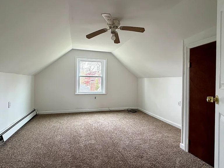 126 Flower Rd — Photo 5
