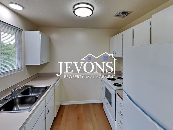 3rd image of 404 S 81st Ave APT 3