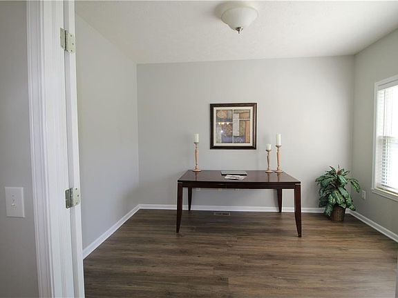 4th image of 11515 Hearthstone Dr