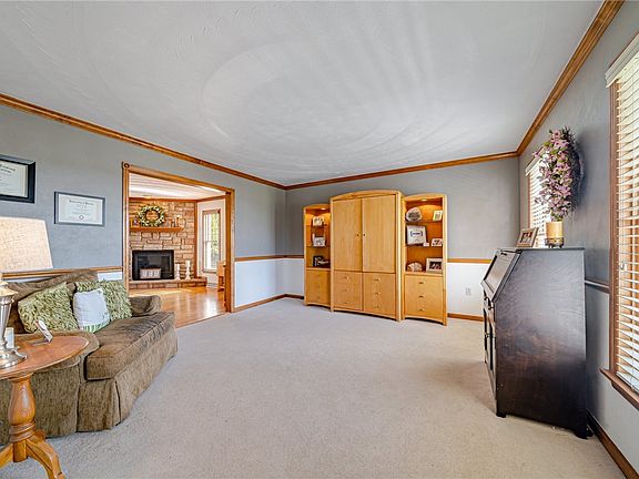 4th image of 514 Southfield Dr