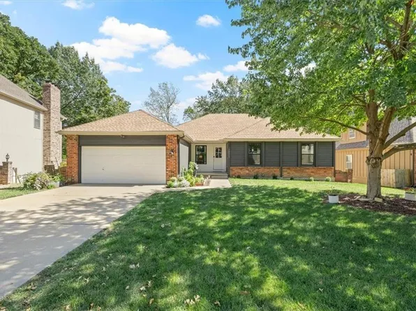 10211 Hauser St, Lenexa, KS 66215