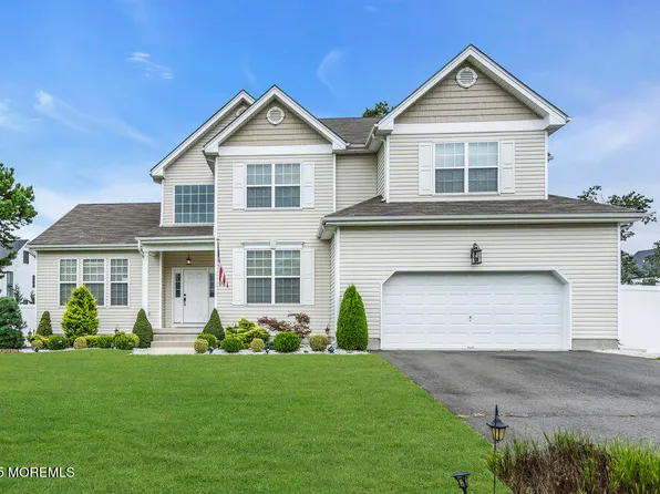 4 Noble Court, Jackson, NJ 08527