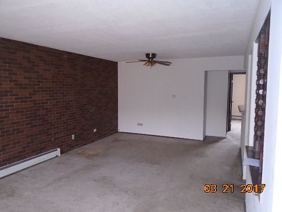 4th image of 14004 Waterbury Dr APT 1106