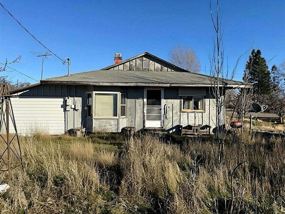 1st image of 209 2nd St