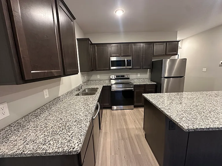 225 Harper Village Way — Photo 6