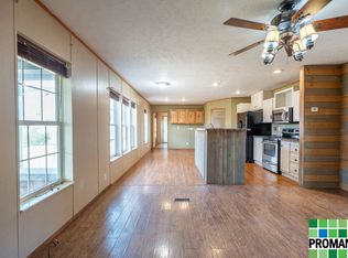 73 Berry Ln, Marietta, OH 45750