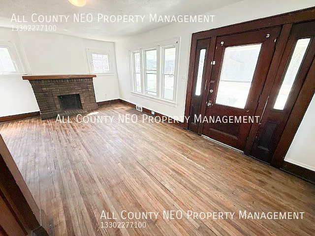 859 Brown St #DOWN — Photo 17