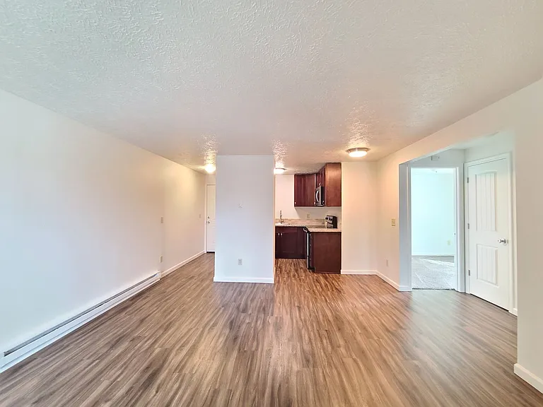 827 E Ermina Ave — Photo 26