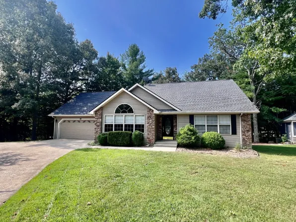 39 Leaf Cir, Crossville, TN 38558