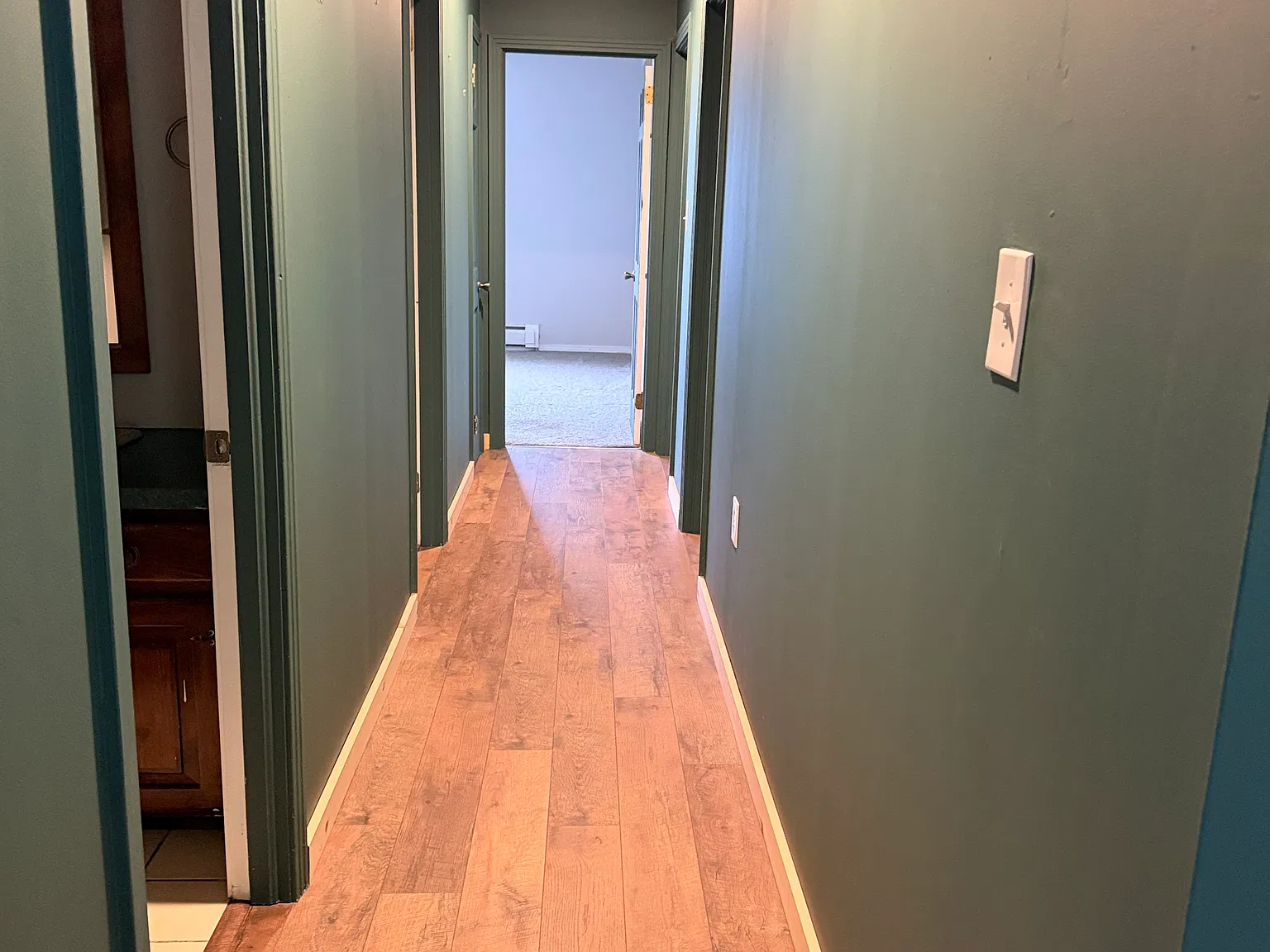 3 bed, 1500 sqft, $2,300 — Photo 3