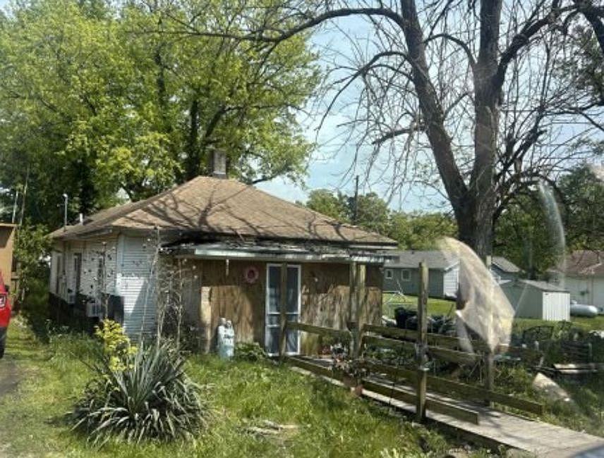 1st image of 1204 N 12th St