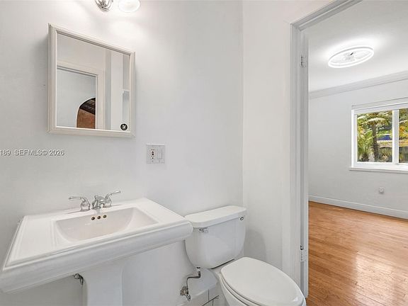 5th image of 1643 Nethia Dr