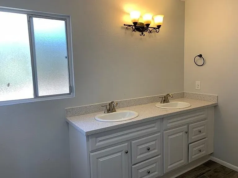660 Jordan Rd — Photo 11