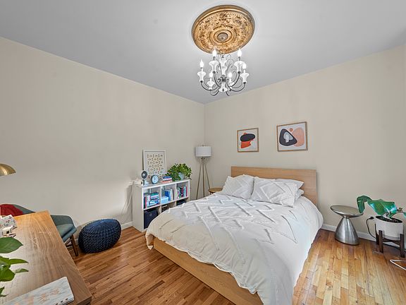 5th image of 115 Eastern Pkwy APT 5G