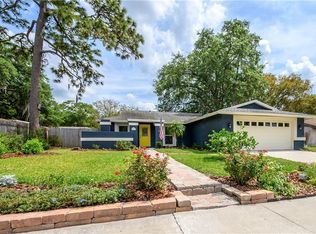 17820 Morninghigh Dr, Lutz, FL 33549