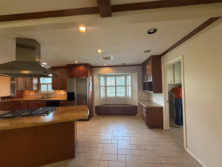 7718 Lacy Hill Dr — Photo 7