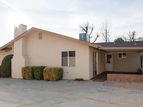 3rd image of 41210 Jamaica Ln