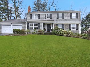 156 River Rd, Briarcliff Manor, NY 10510