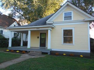 926 W Poplar St, Springfield, MO 65802