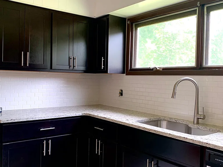 648 Bedford Rd — Photo 10