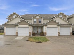21089 Millridge St, Spring Hill, KS 66083