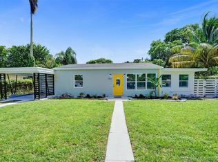960 NE 140th St, North Miami, FL 33161